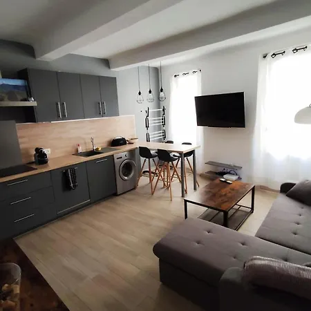 Appartamento Au Centre De Sanary, à 50m Du Port Dans Magnifique Rue Pietonne Sanary-sur-Mer
